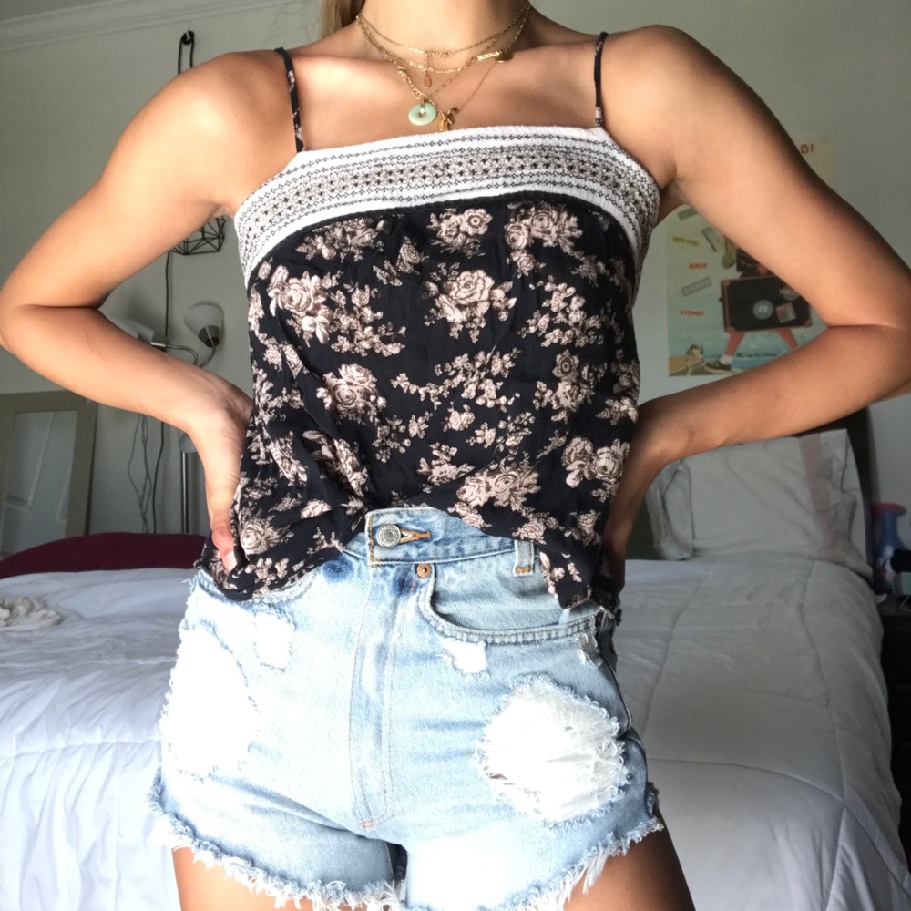 Floral Patterned American Eagle Top